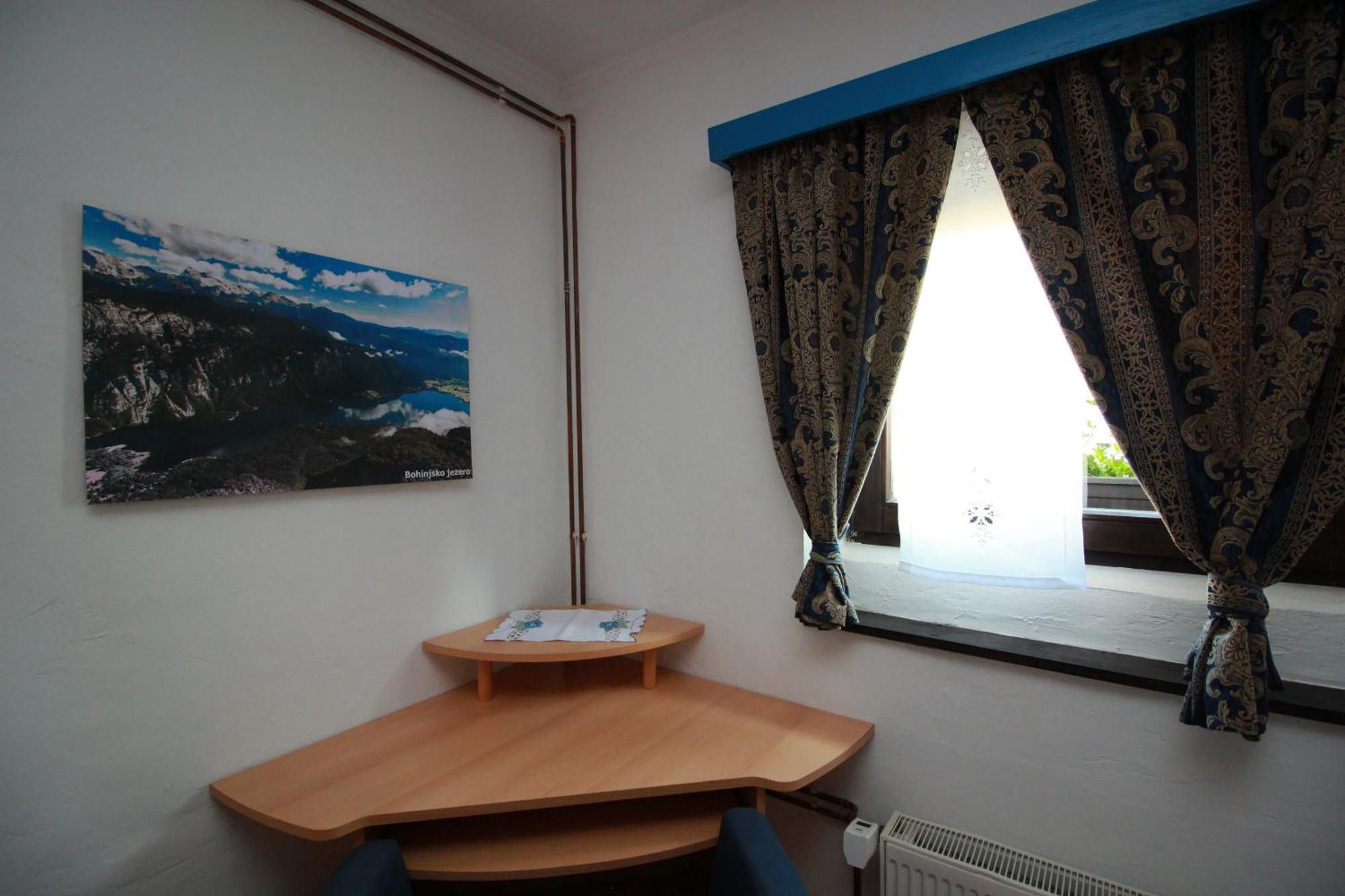 Guesthouse Veles Словенска-Бистрица Номер фото
